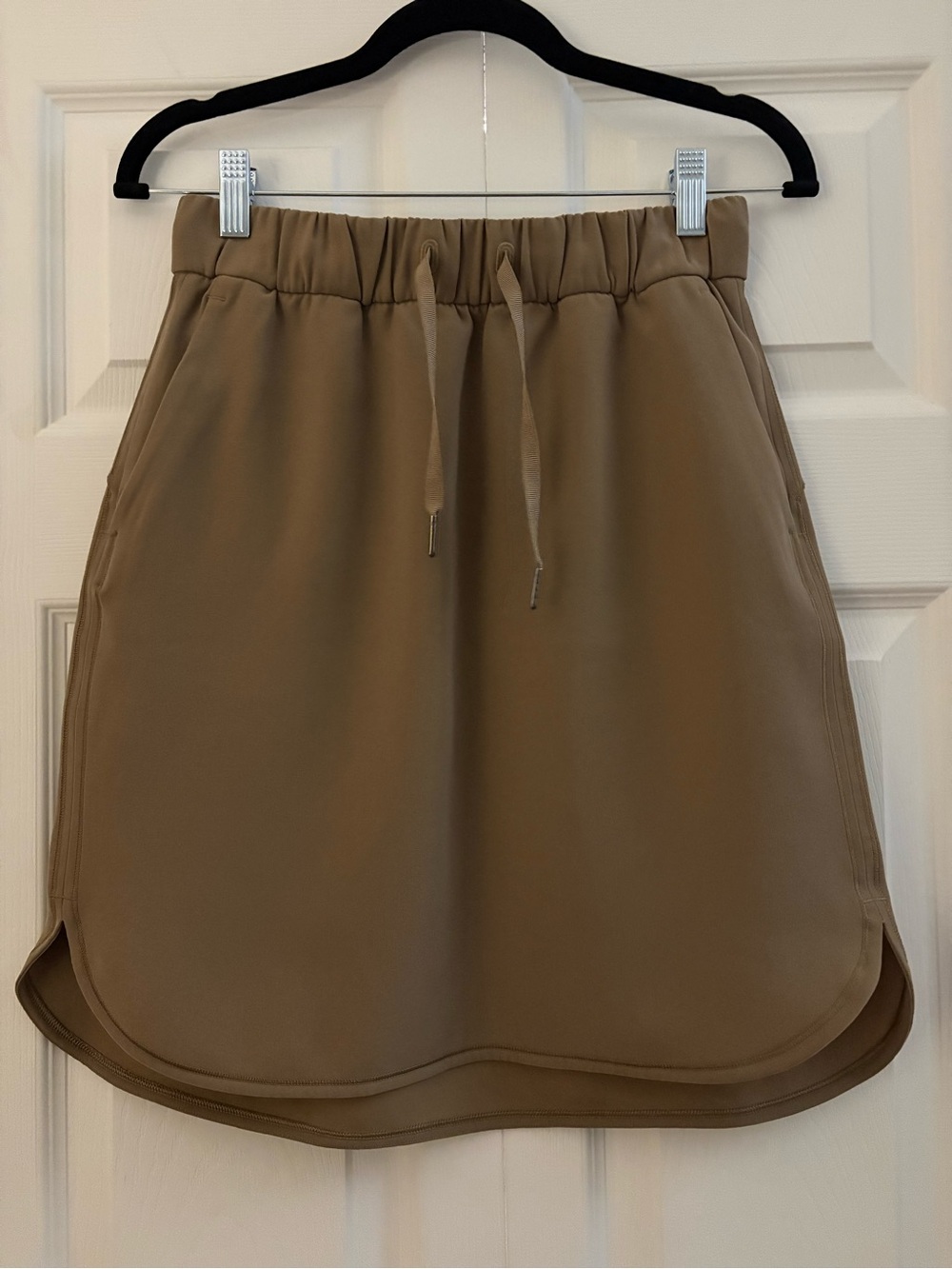 lululemon athletica Drawstring Mini Skirt in Taupe Brown